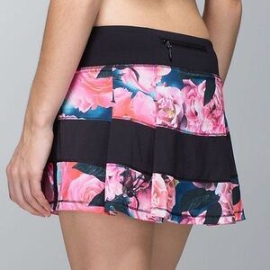 Lululemon Pace Rival Skirt (Regular) *4-way Stretch
Secret Garden / Black 8